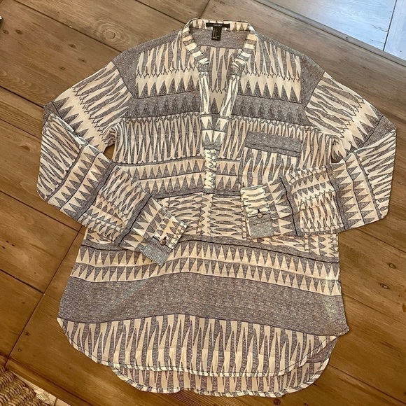 𝅺FOREVER 21 Sheer Tunic Top - Picture 1 of 9